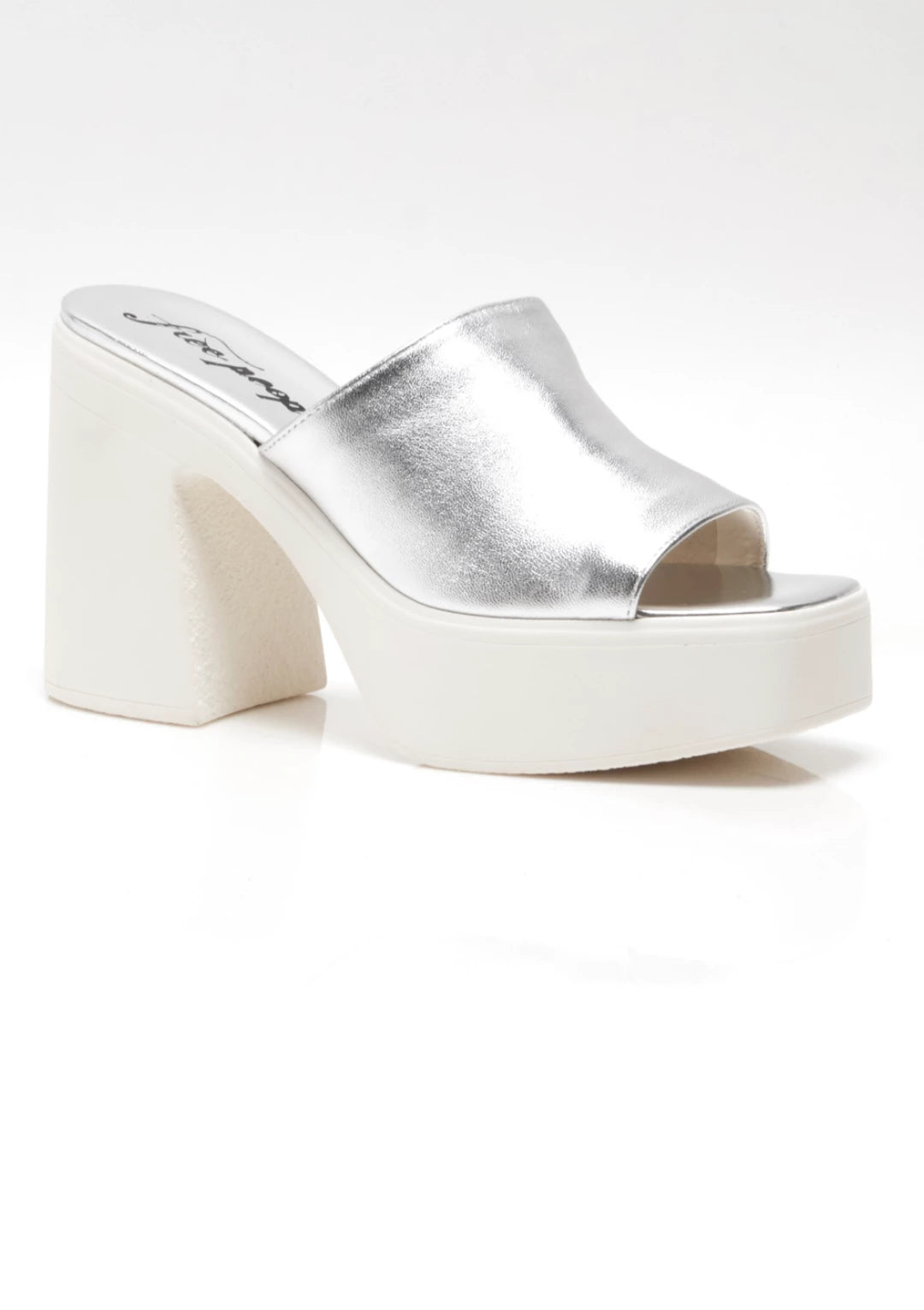 Shoes & Accessories