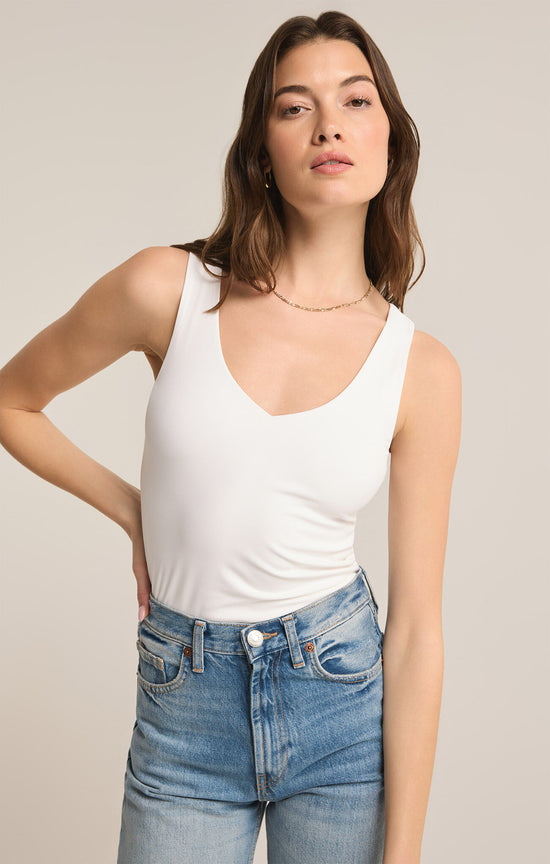 Avala V-Neck Smooth Top